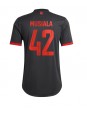 Bayern Munich Jamal Musiala #42 Ausweichtrikot für Frauen 2022-23 Kurzarm